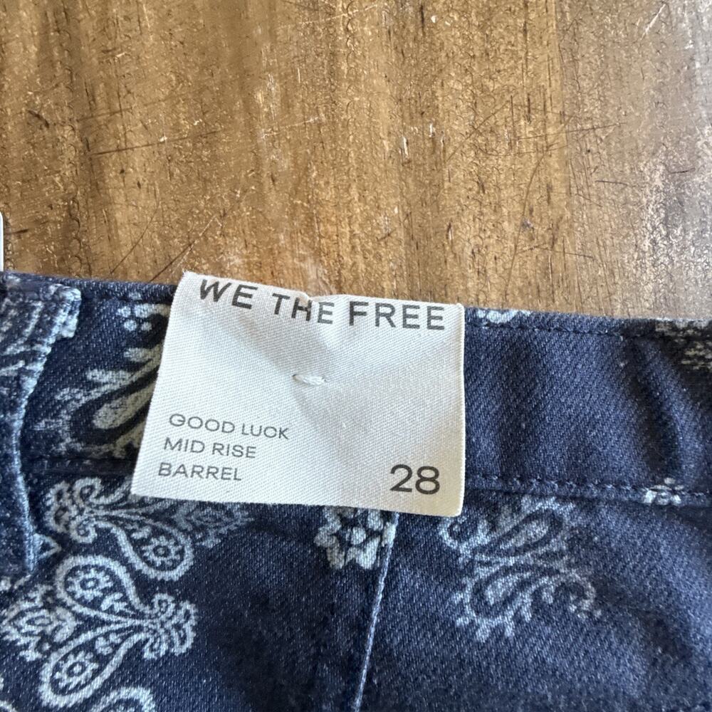 We The Free Free People Good Luck Printed Barrel Jeans NWTs Size 28 - Picture 8 of 8